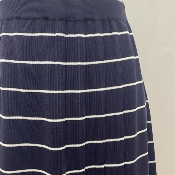 Exclusively Misook Navy Stripe Front Side Pleated Skirt - Picture 5 of 7